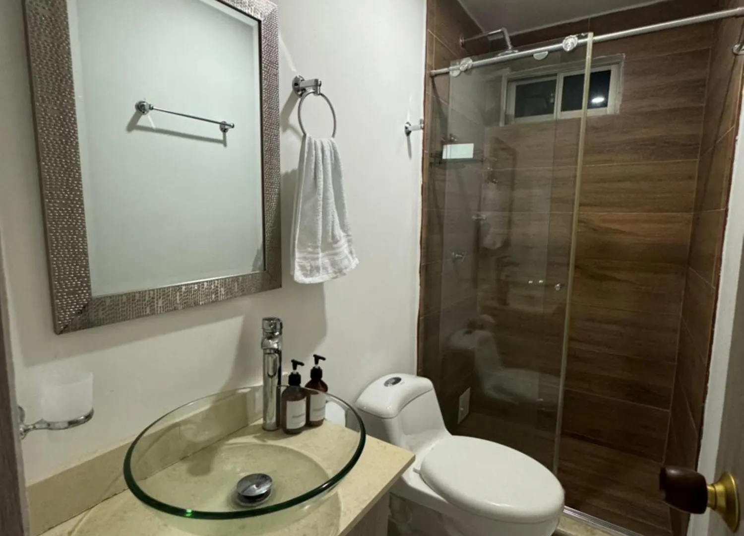 Apartamentos Crespo 67 Aeropuerto Cartagena 0*,