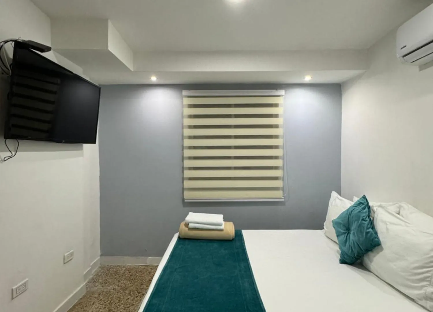 Apartamentos Crespo 67 Aeropuerto Cartagena 0*,